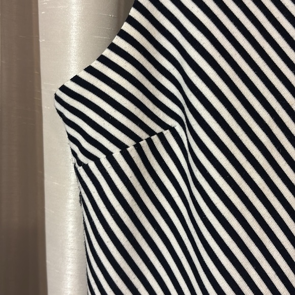 Talbots Black and White sleeveless v-neck stripe Dress, cotton knit, large - Picture 3 of 8